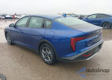 2025 Kia K4 Lxs from USA, damaged, VIN 3KPFT4DE0SE145161